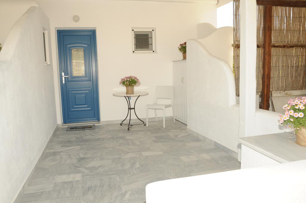 Flora's Houses Mykonos Klouvas Exterior foto